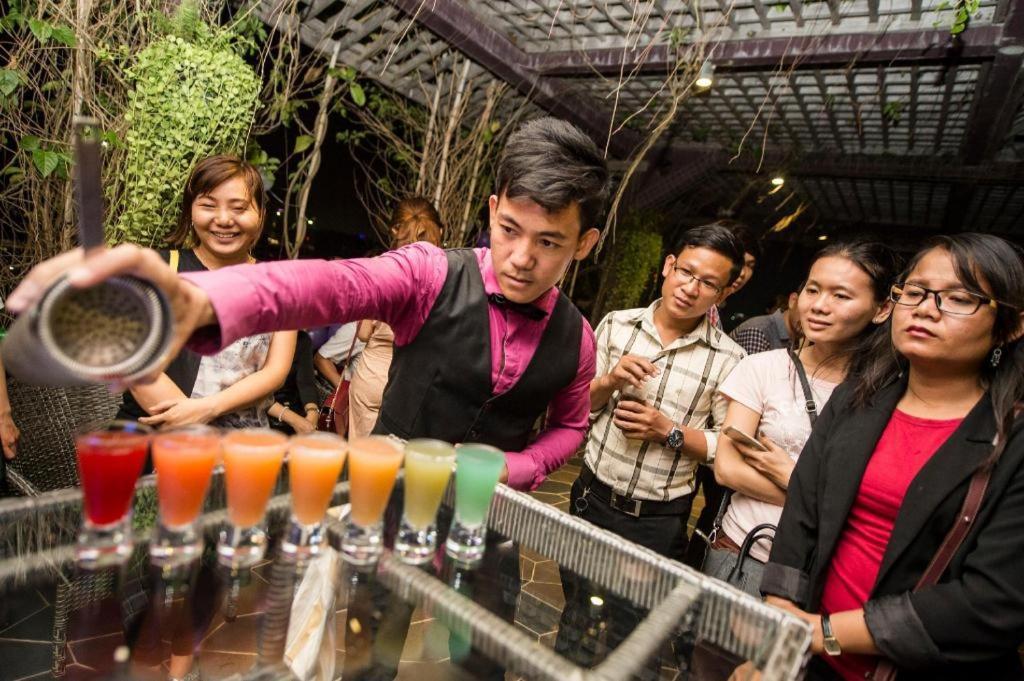Essence Hotel&Apartment Phnom Penh Exterior foto