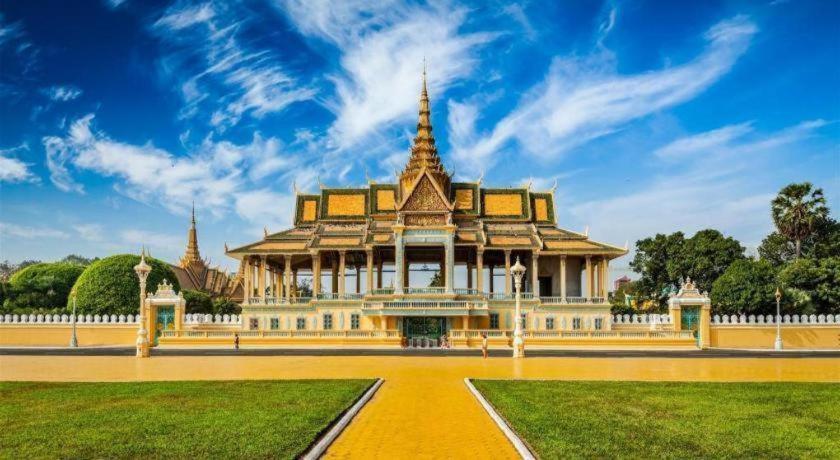 Essence Hotel&Apartment Phnom Penh Exterior foto