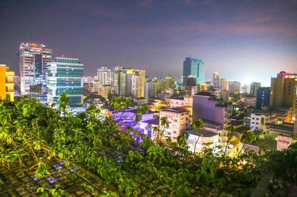 Essence Hotel&Apartment Phnom Penh Exterior foto