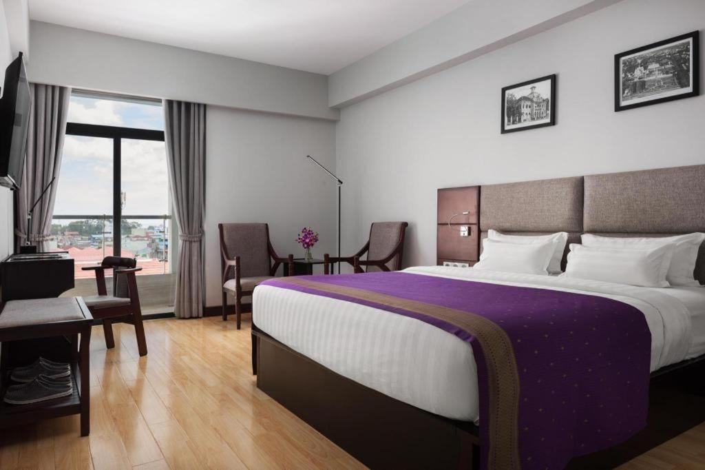 Essence Hotel&Apartment Phnom Penh Exterior foto