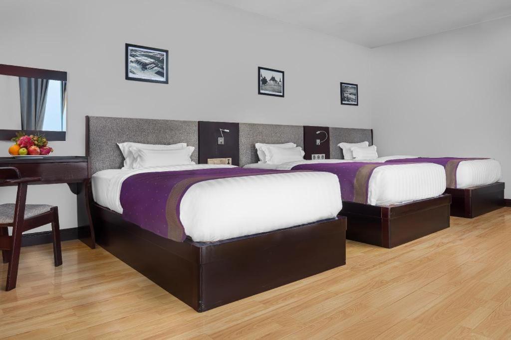 Essence Hotel&Apartment Phnom Penh Exterior foto