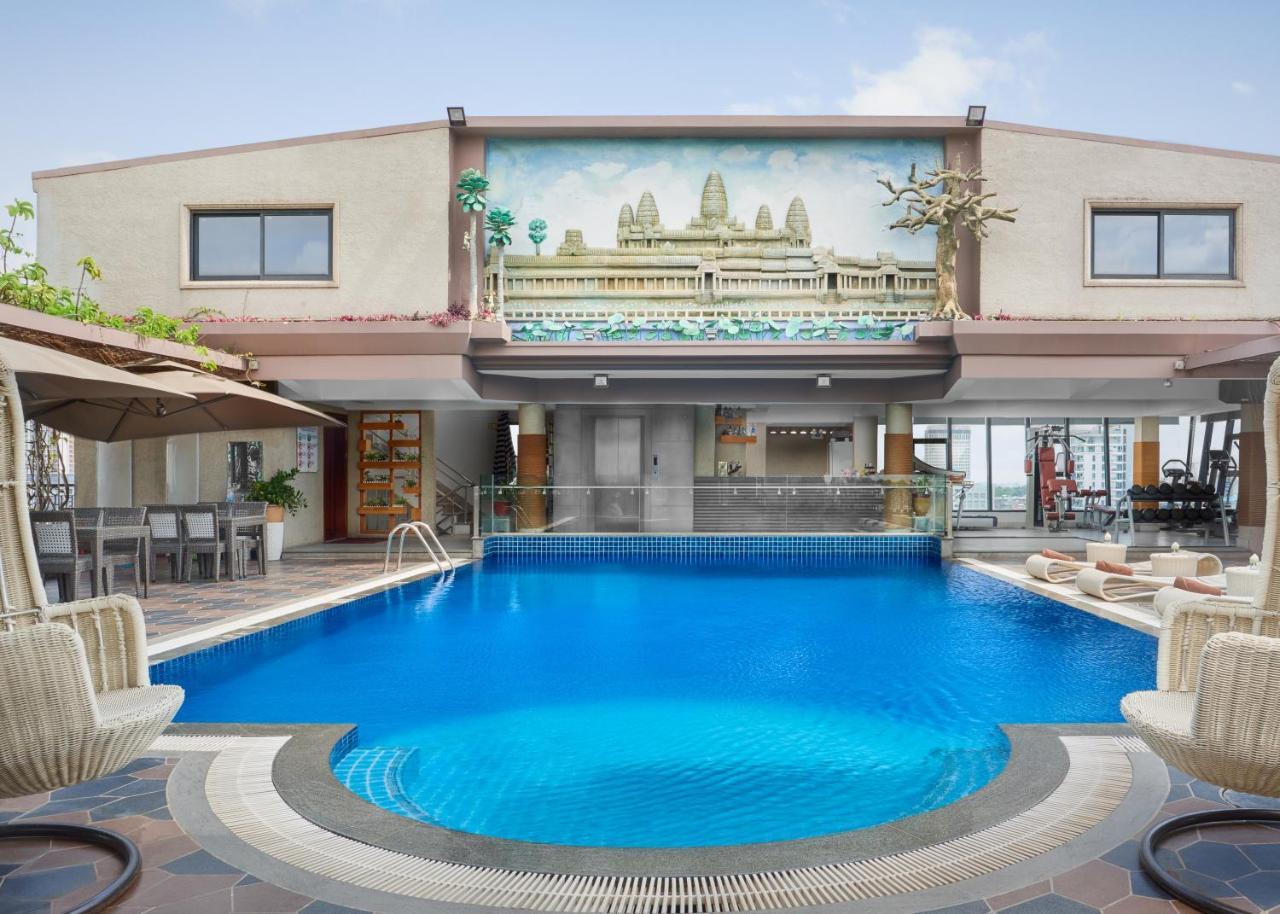 Essence Hotel&Apartment Phnom Penh Exterior foto